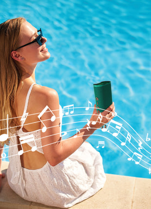 Laser Splash Proof Bluetooth Speaker Green