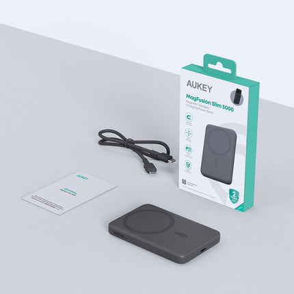 Aukey MagFusion 5000mAh Magnetic Wireless Charging Power Bank (PB-MS03)
