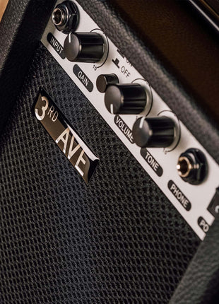3rd Avenue 10W Electric Guitar Practice Amplifier with carry handle